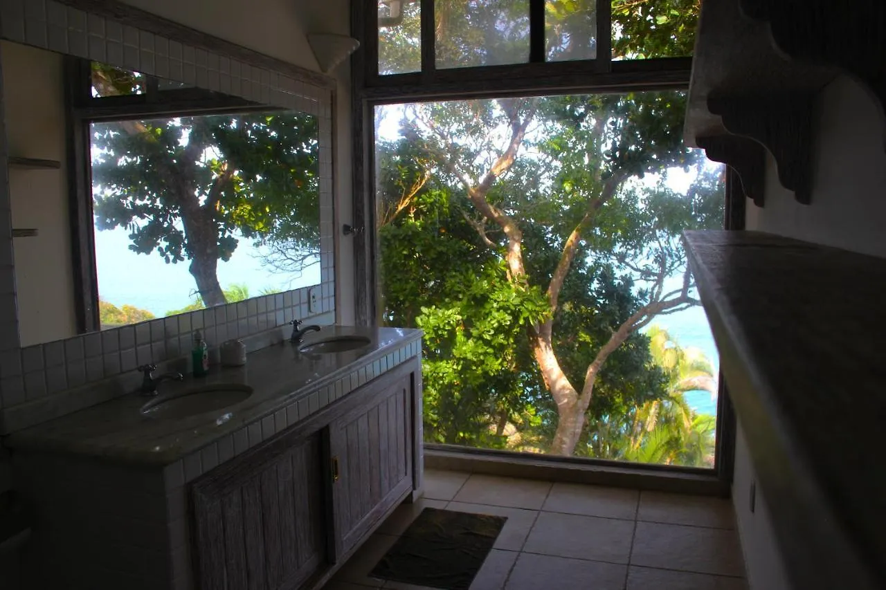 Casa 8 Luxury Eco Bnb Armacao dos Buzios Bed & Breakfast