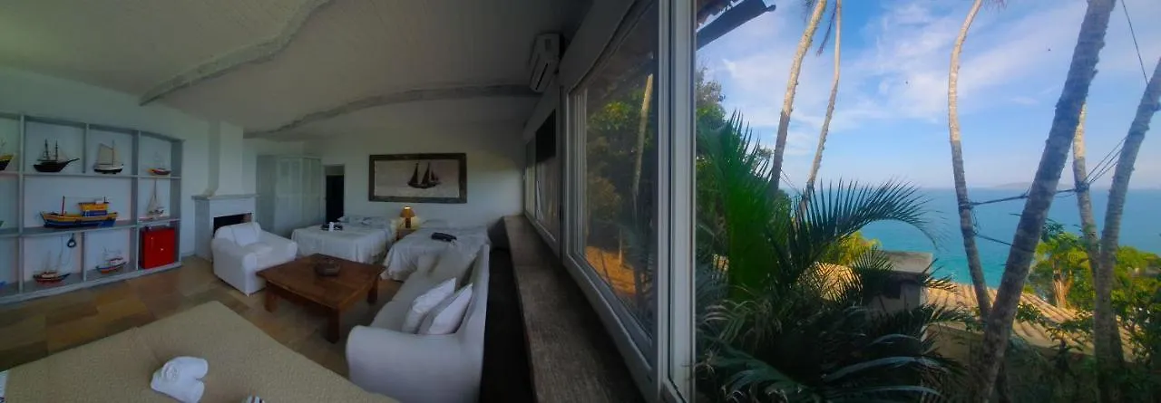 Casa 8 Luxury Eco Bnb Armacao dos Buzios Bed & Breakfast
